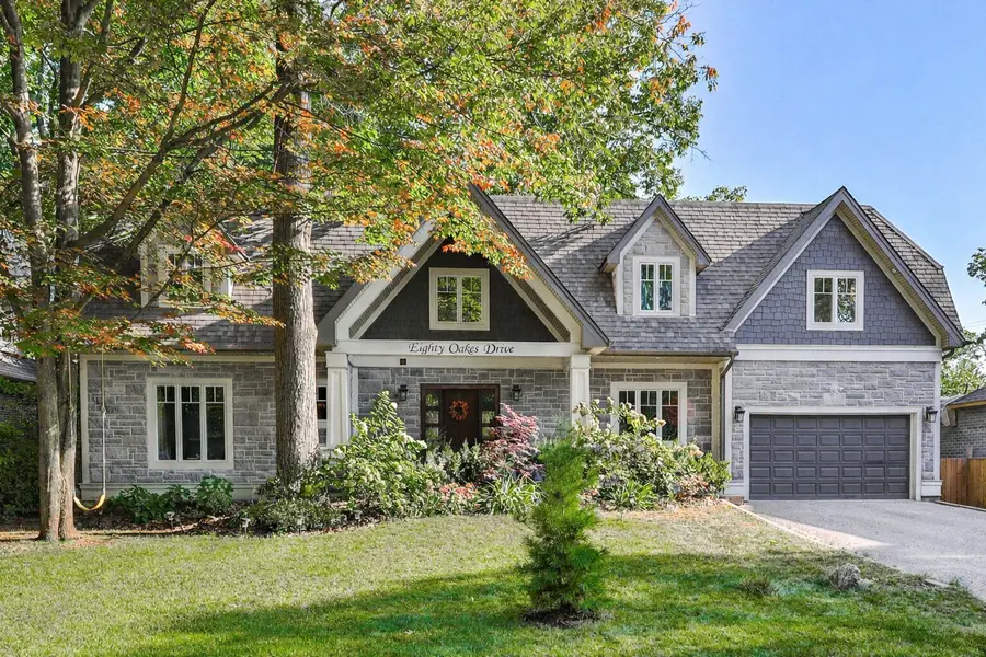 80 Oakes DR, Mississauga, ON L5G 3M1