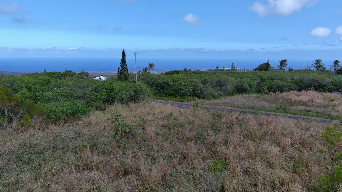 94-5850 WAA PL, Naalehu, HI 96772