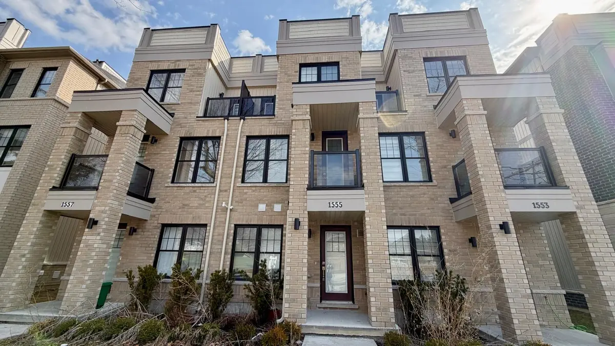 1555 Green RD, Clarington, ON L1C 7E5