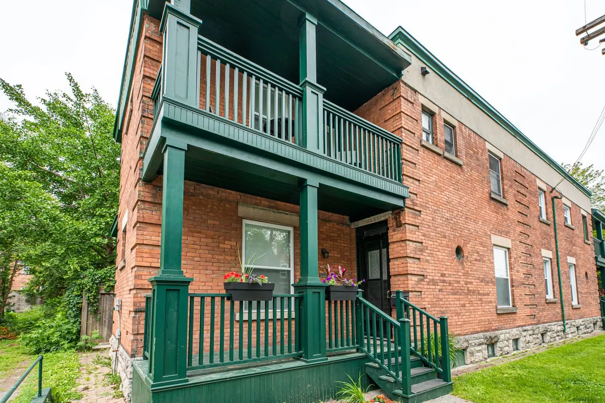 194 Augusta ST, Lower Town - Sandy Hill, ON K1N 8C3