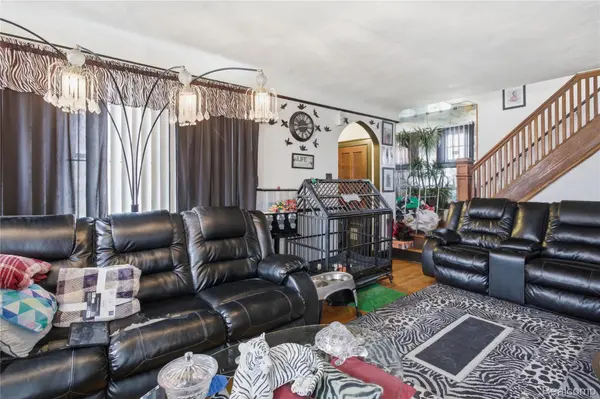 15400 Cruse ST, Detroit, MI 48227