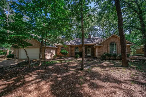 234 Spring Lake Knoll Trail, Holly Lake Ranch, TX 75765