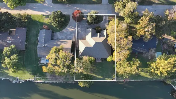 6909 Bal Lake Drive, Fort Worth, TX 76116