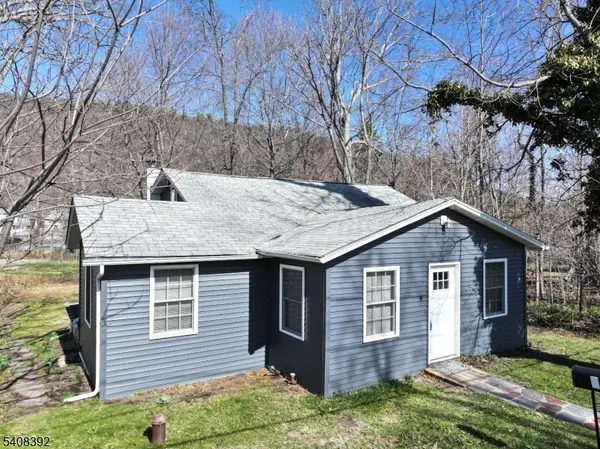 4 Henry St, Frankford Twp., NJ 07826