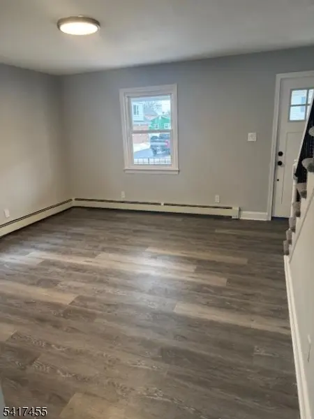 143 S 4Th Ave, Manville Boro, NJ 08835