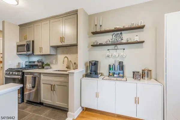 605 Grove St #15, Clifton City, NJ 07013