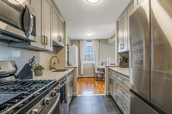 605 Grove St #15, Clifton City, NJ 07013