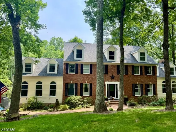 122 Forest Dr, Lebanon Twp., NJ 08826