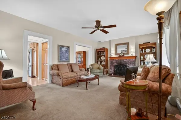 98 Hedden Ter, North Arlington Boro, NJ 07031