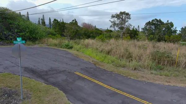 94-5850 WAA PL, Naalehu, HI 96772