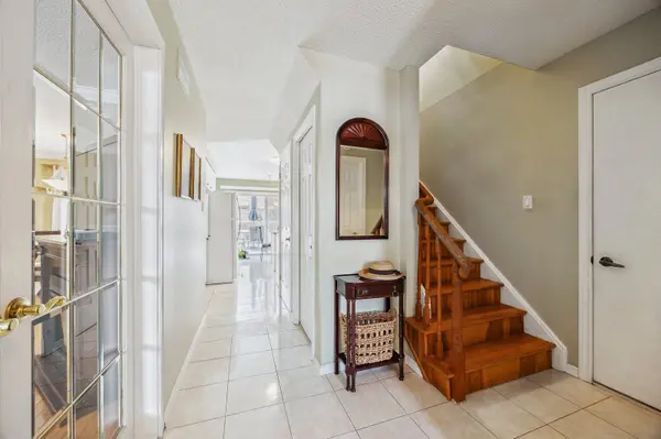 840 Charisma CRES, Oshawa, ON L1J 7S8