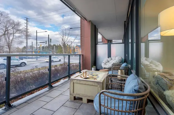 4800 Highway 7 RD #112, Vaughan, ON L4L 1H8