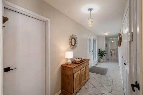 2209 Willard AVE, Innisfil, ON L9S 2C1