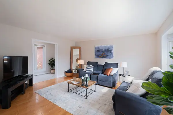 2209 Willard AVE, Innisfil, ON L9S 2C1