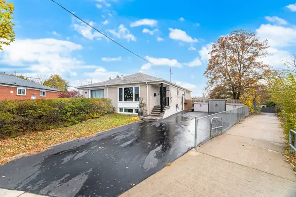 1301 Freeport DR #Lower, Mississauga, ON L5C 1S5