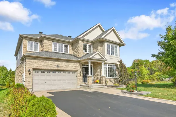 756 Kilbirnie DR, Barrhaven, ON K2J 0M2