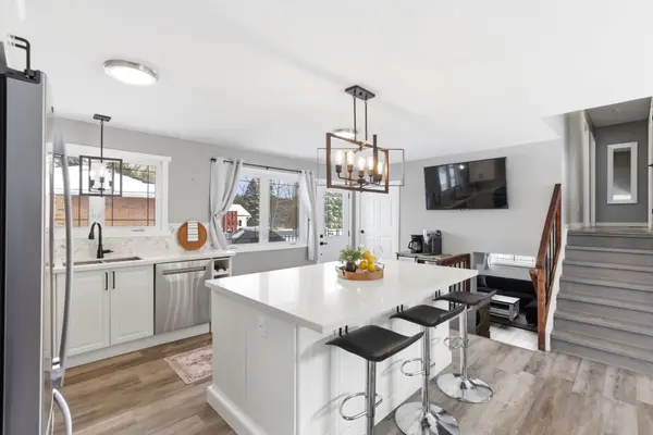 386 Mount Nebo RD, Kawartha Lakes, ON K0L 2W0