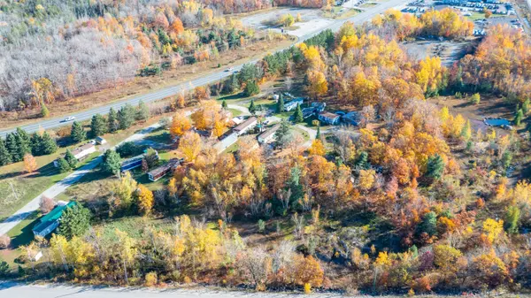 45 Tower RD, Georgian Bay, ON P0C 1H0