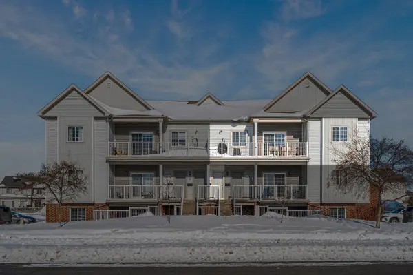 104 ARTESA Private #F, Kanata, ON K2S 0J8