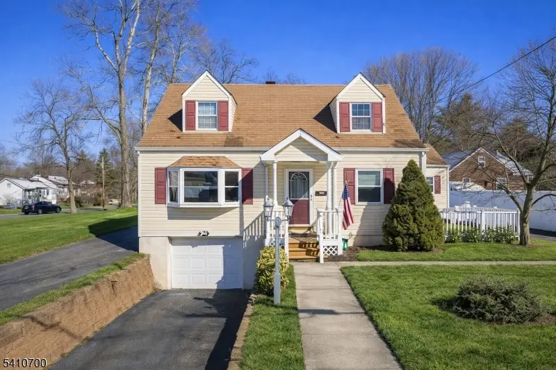 492 Eagle Rock Ave, Roseland Boro, NJ 07068