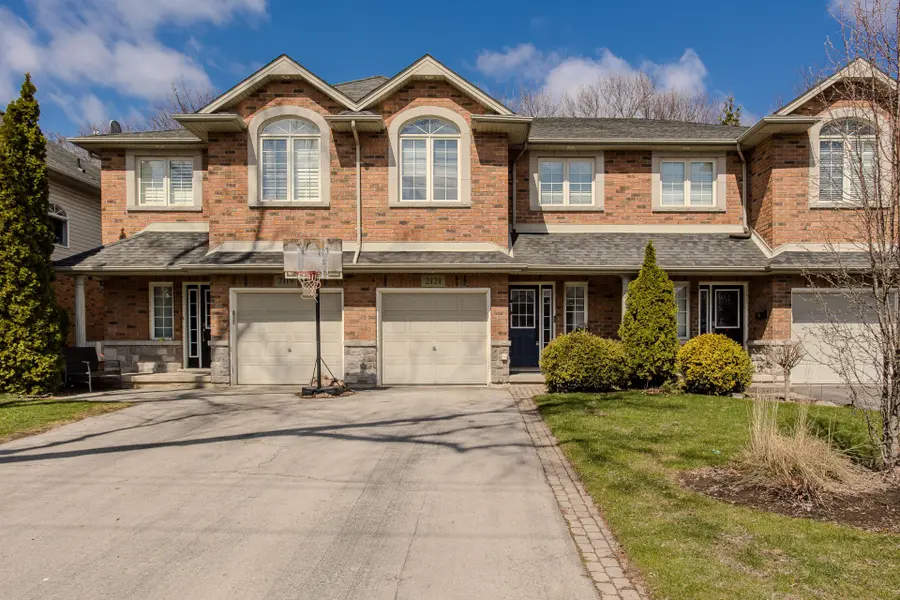 2121 Prospect ST, Burlington, ON L7R 1Z2