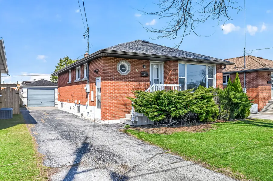 76 Terrace DR, Hamilton, ON L9A 2Y6
