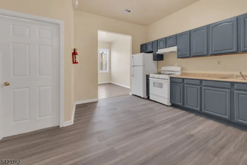 31A Martin Luther King Jr Dr #2, Jersey City, NJ 07305