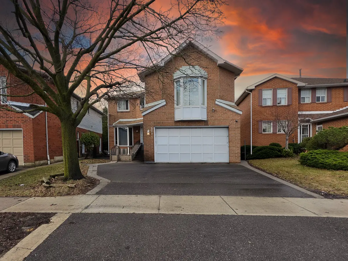 377 Mill ST S, Brampton, ON L6Y 3H6