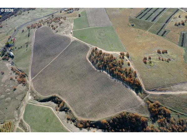 3455 THREE MILE RD, The Dalles, OR 97058