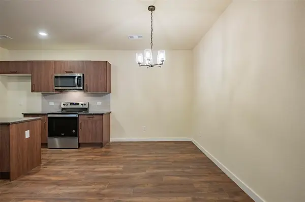 645 Blackland Drive, Venus, TX 76084