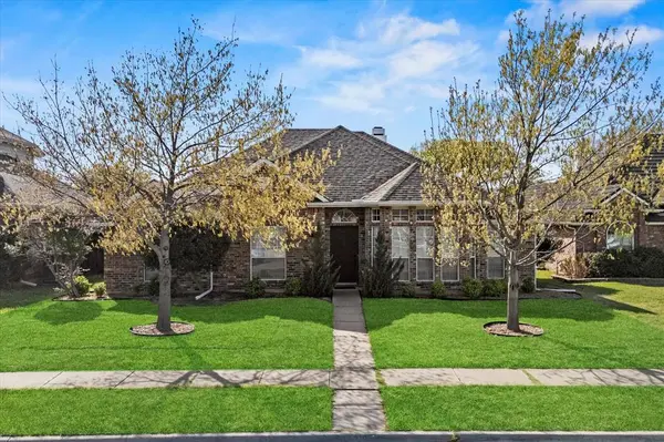 7153 Fox Drive, The Colony, TX 75056