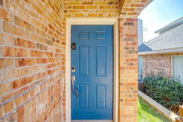 4034 Cottage Park Court, Arlington, TX 76013