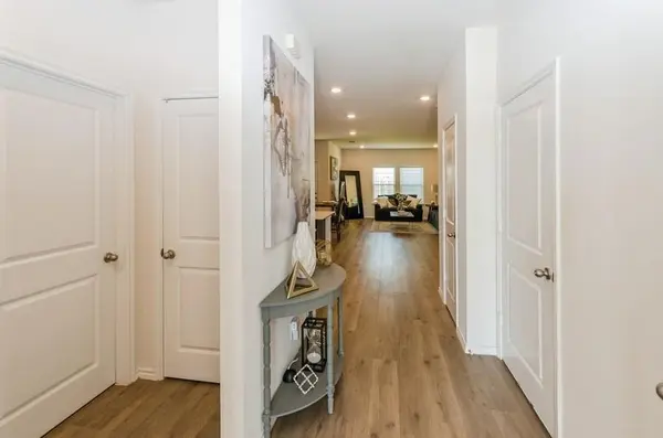 822 Amelia Court, Pilot Point, TX 76258