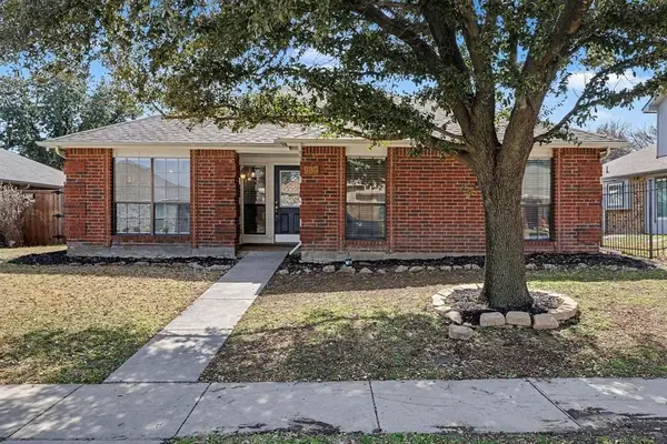 980 Downey Drive, Lewisville, TX 75067