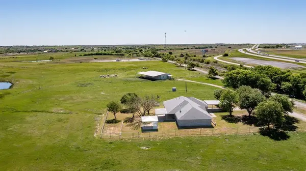 2449 County Road 4421, New Fairview, TX 76078