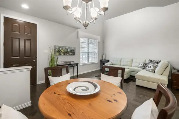 3947 Cascade Sky Drive, Arlington, TX 76005