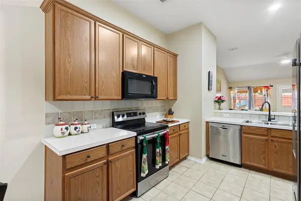 3709 Allison Drive, Denton, TX 76207