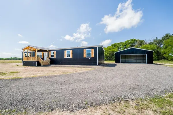 24 County Road 1126, Cumby, TX 75433