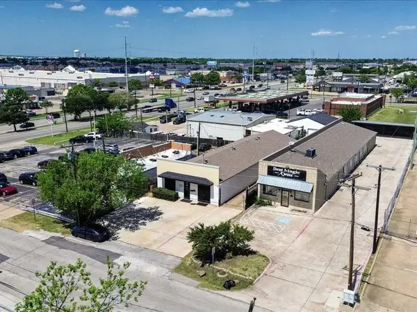 3413 Herring Avenue, Irving, TX 75061