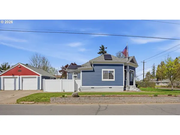798 YOUNG ST, Woodburn, OR 97071
