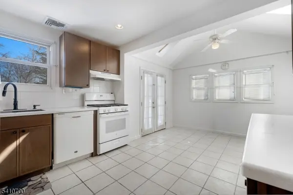 492 Eagle Rock Ave, Roseland Boro, NJ 07068