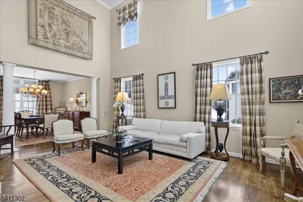 9 Winged Foot Ct, Montgomery Twp., NJ 08558