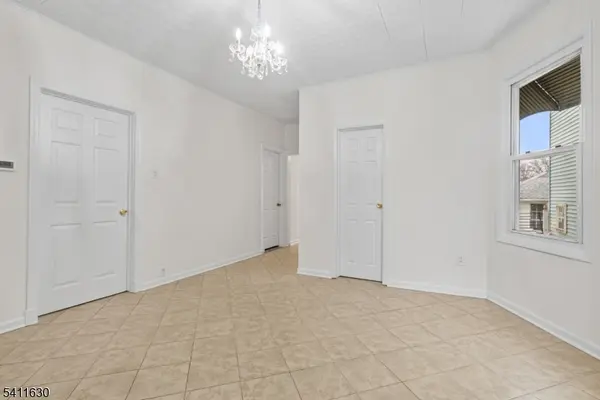 315 E 18Th St, Paterson City, NJ 07524