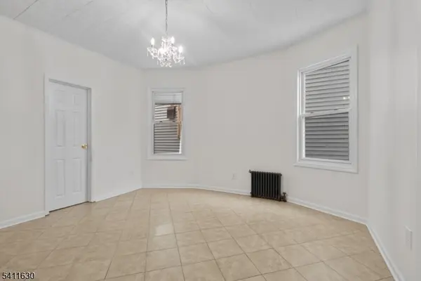 315 E 18Th St, Paterson City, NJ 07524