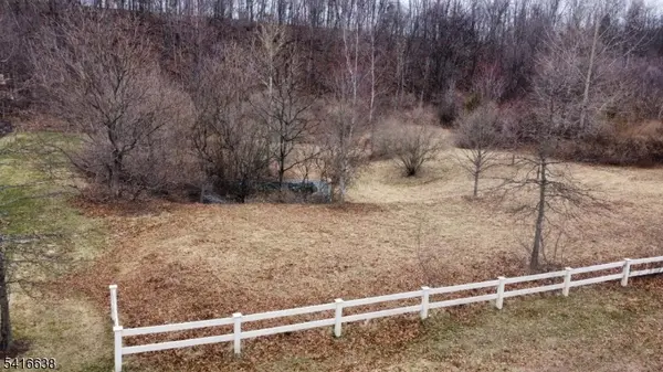 11 Lackawanna Drive, Frelinghuysen Twp., NJ 07860