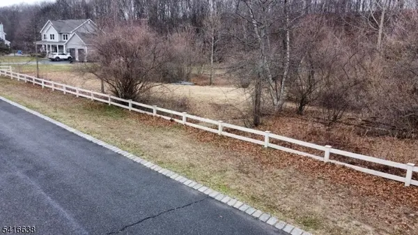 11 Lackawanna Drive, Frelinghuysen Twp., NJ 07860