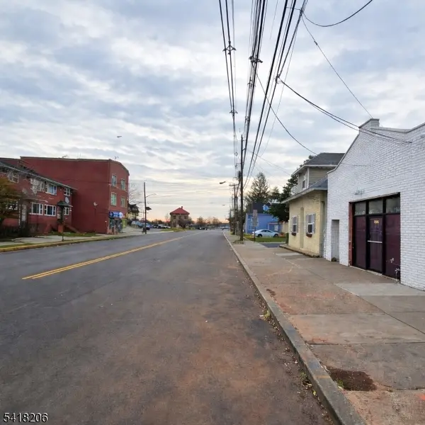 348 S Wood Ave, Linden City, NJ 07036