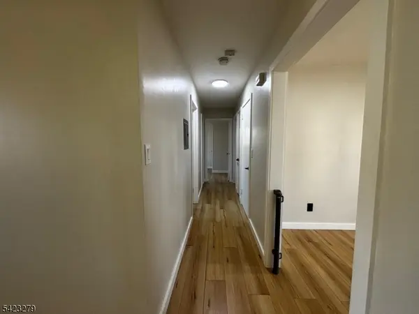 520 Spencer St, Elizabeth City, NJ 07202