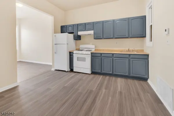 31A Martin Luther King Jr Dr #2, Jersey City, NJ 07305