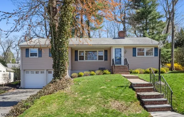 59 Albright Cir, Madison Boro, NJ 07940